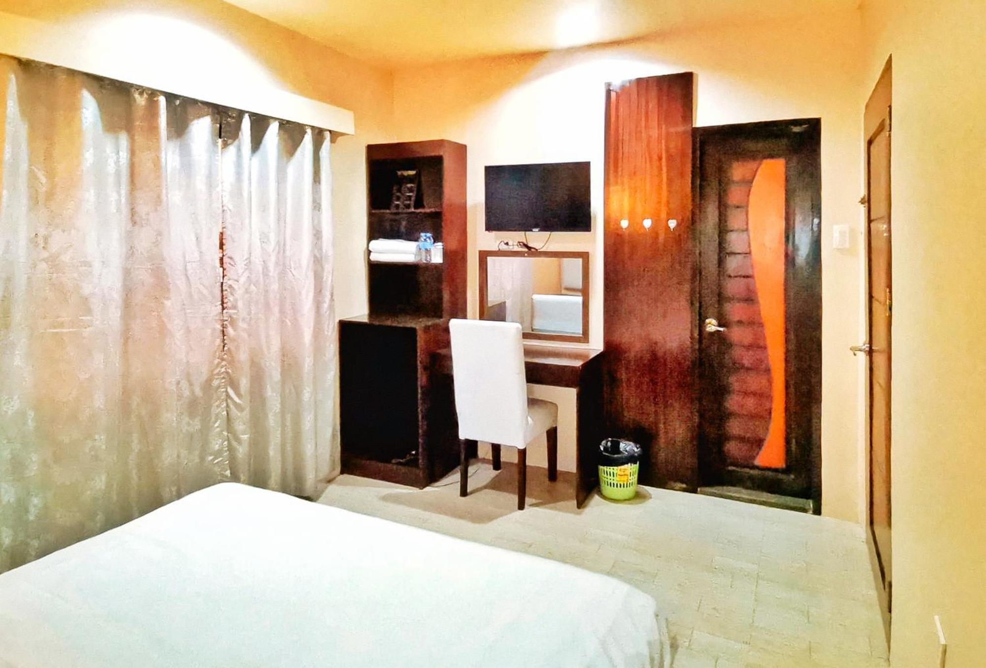 Reddoorz @ Jackie'S Hotel & Restaurant Ipil  Extérieur photo